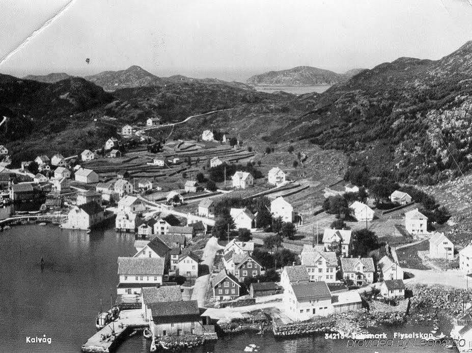 Knutholmen Hotel Kalvåg Buitenkant foto